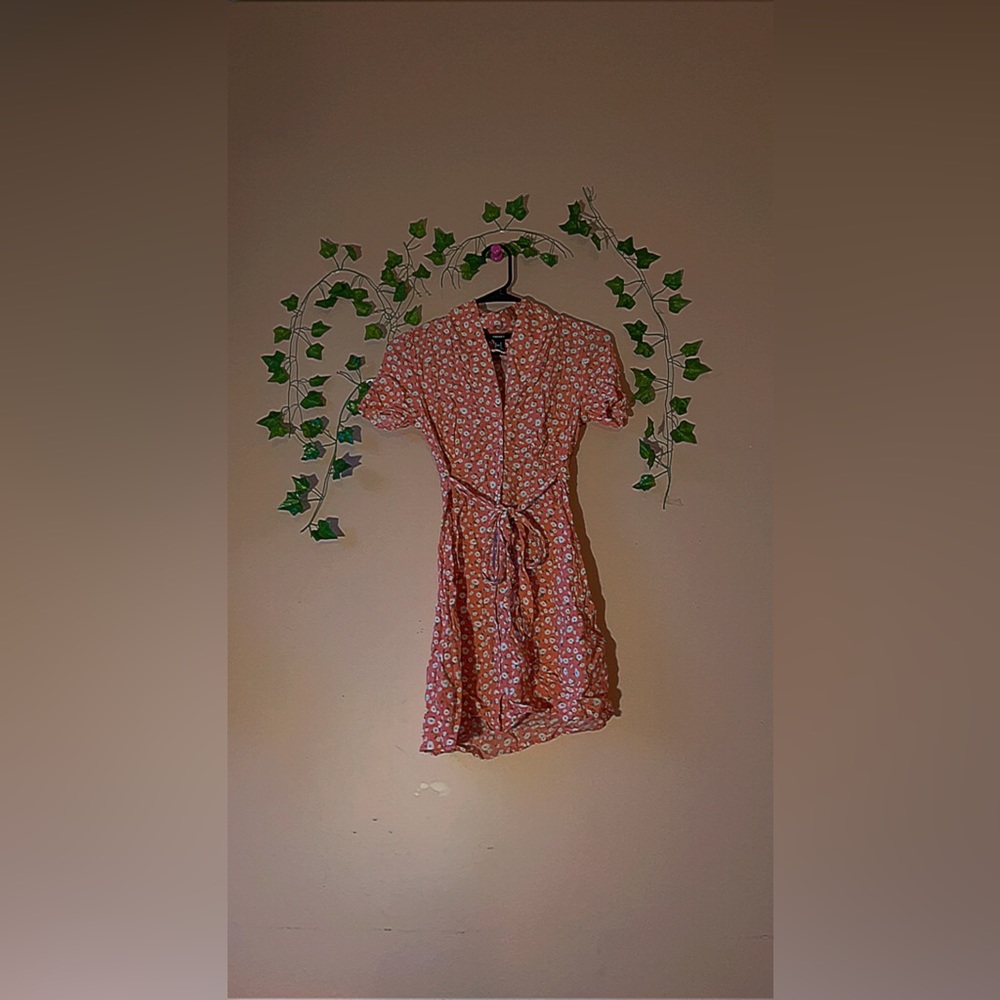 Forever 21 spring👯‍♀️🌷Great for photos and picnics🧺